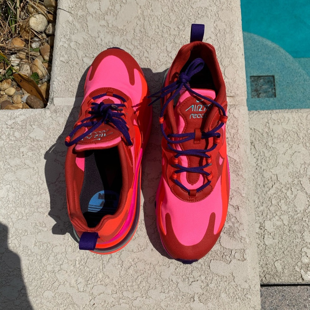 Air max 270 react • BRAND NEW • NEVER WORN • - Picture 8 of 15